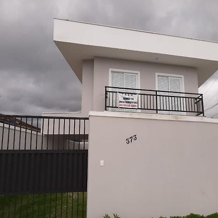 Sobrado Frente Ao Sesc, Wifi 300Mb, 2 Vagas Auto, Cozinha, Churrasqueira, Moderno E Reformado Bertioga Dış mekan fotoğraf